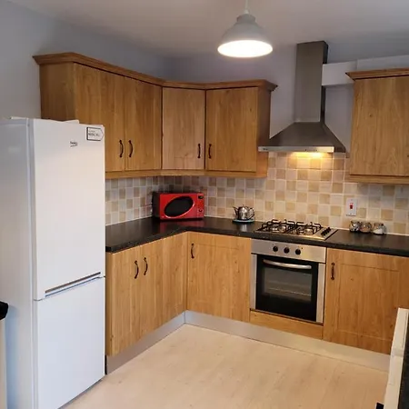 Anchor, Prázdninový dům *